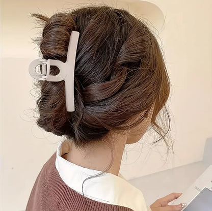 6Pcs Women’s Fashion Hair Clip Set – Large Korean-Style Claw Clips & Accessories